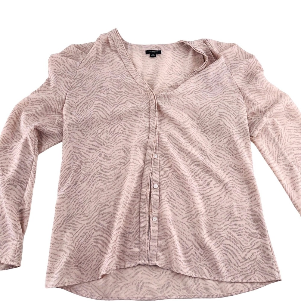 Ann Taylor Women's Button-Down Blouse Size 6 Long Sleeve Beige Pink Career